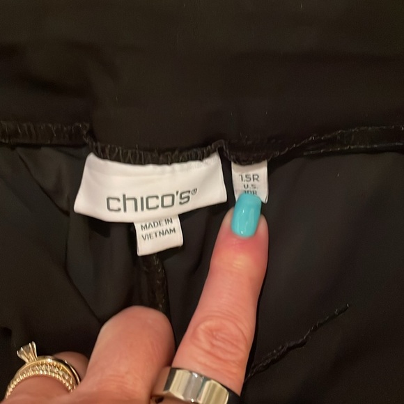 Chicos black cropped pants with lace on cuff - Picture 2 of 4